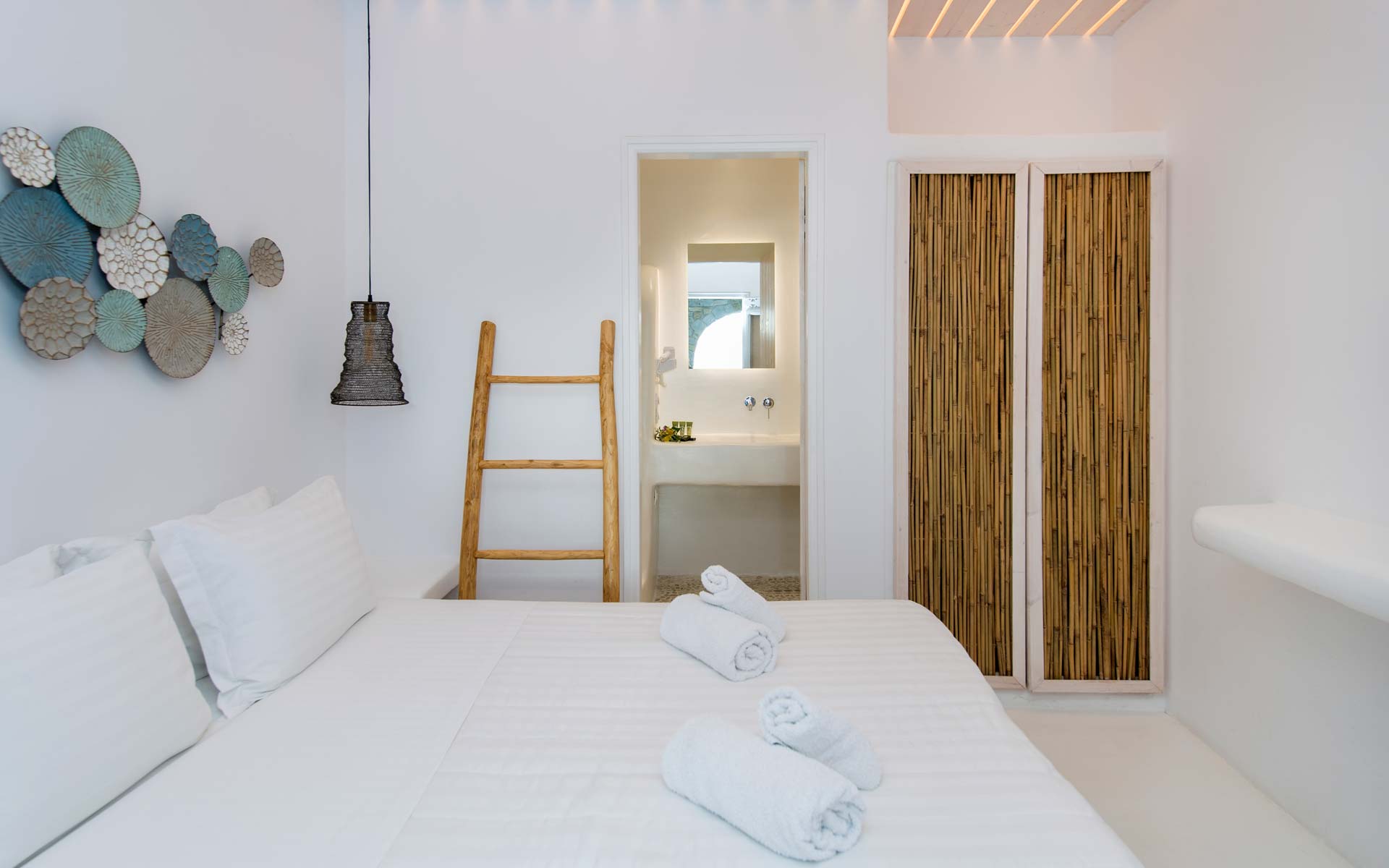 Fire, Sea and Stone: The very best of the Cycladic Islands random accomodation image